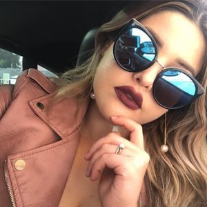 Meet your Posher, Raquel